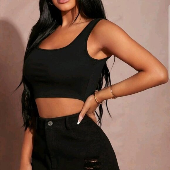 Black crop top - Picture 3 of 7